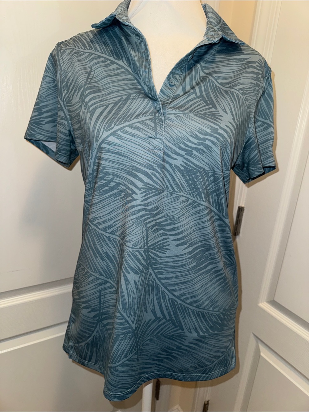 Puma Women's Leaf Print Short Sleeve Collared Polo Shirt - Size S